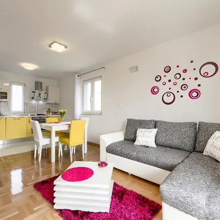 Apartment Roza
